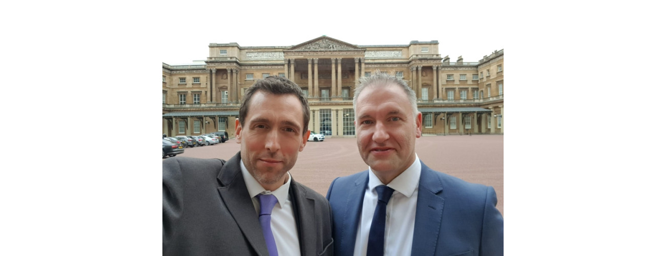 USC GO TO BUCKINGHAM PALACE FOR THE QUEEN'S AWARD